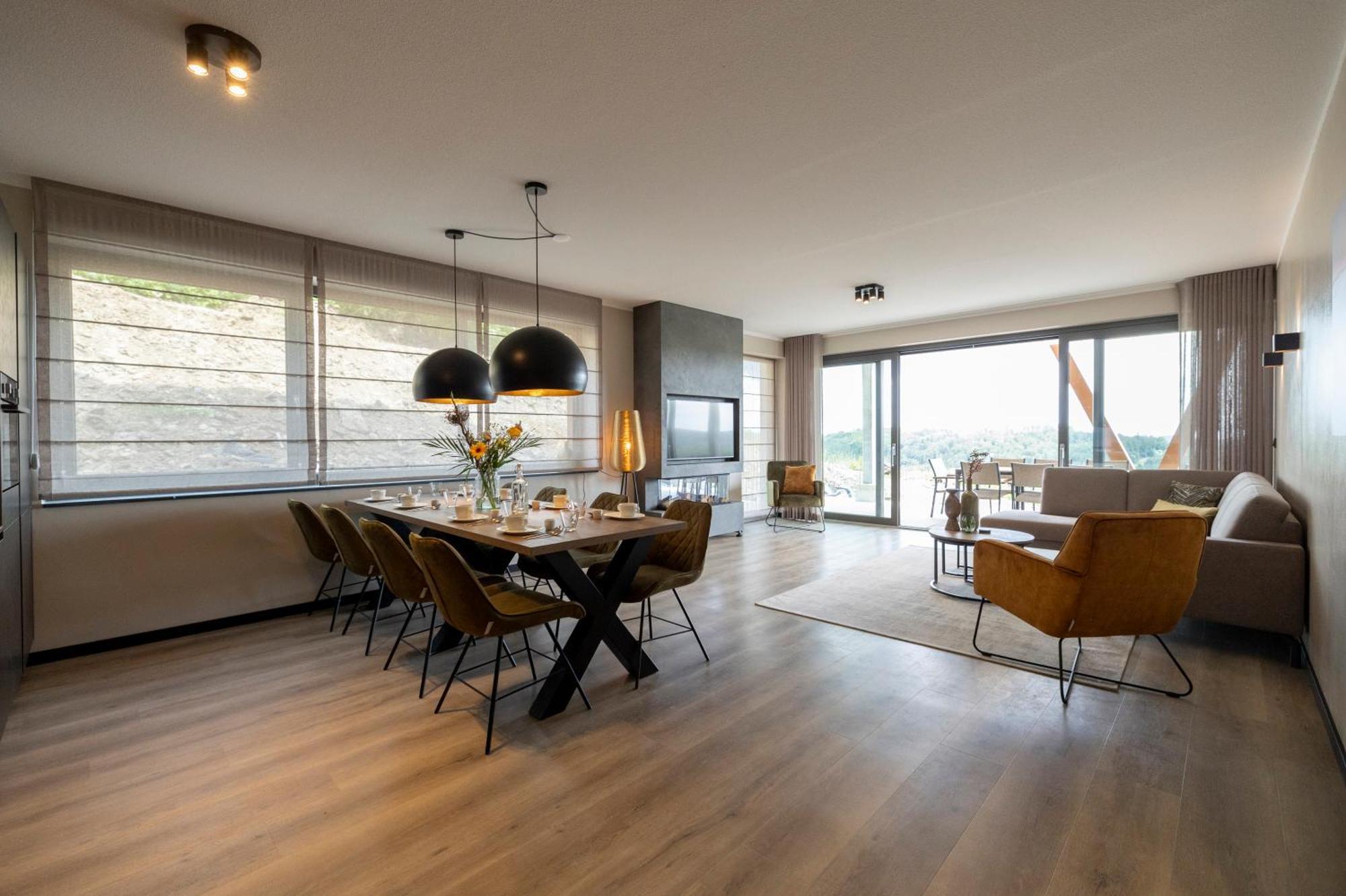 Three-Bedroom Apartment sauna